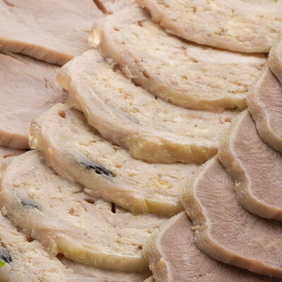 Рулет куриныйв Дача по цене 265 ₽