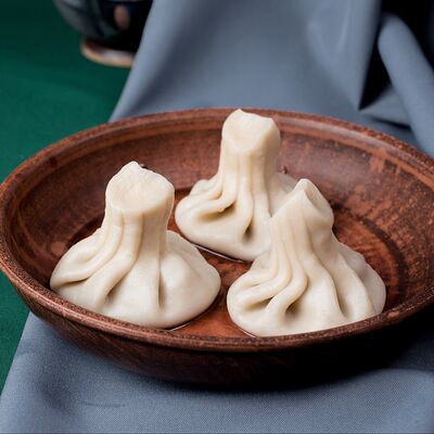 Хинкали с грибами в Пиросмани по цене 349 ₽