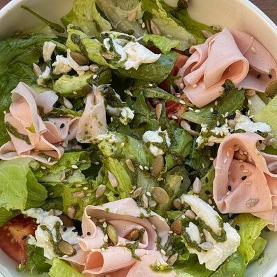 С мортаделлой, авокадо и томатами в Kraffin Bakery по цене 697 ₽