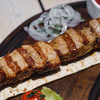 Шашлык из свинины в Причал by АкваЛэнд по цене 850 ₽