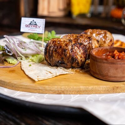 Люля-кебаб куриный особый в Шафран по цене 618 ₽