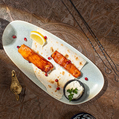 Шашлык из лосося в Гранат по цене 1818 ₽