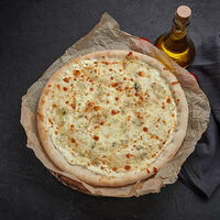 Пицца Кватро Формаджи в La Costa