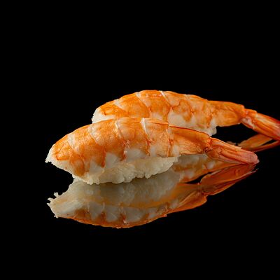 Суши с креветкой в Hamster по цене 580 ₽