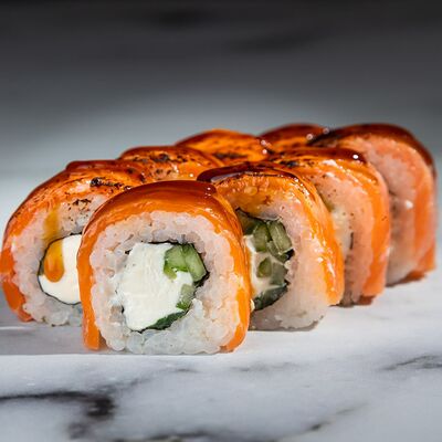 Ролл Фила карамель в Pizza & Roll по цене 870 ₽