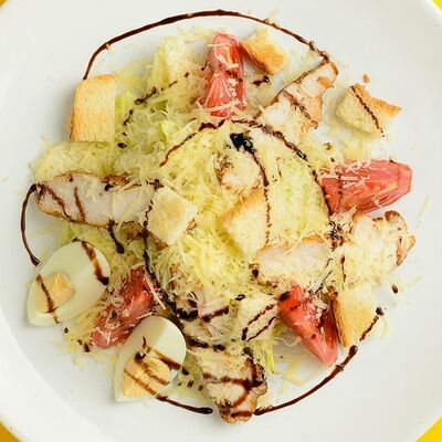 Салат Цезарь в Good Food по цене 459 ₽