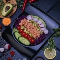 Поке с лососем севиче в Sushi & Susi