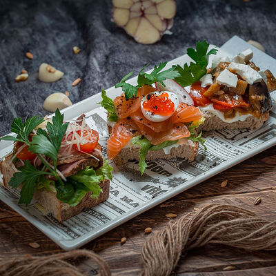 Ассорти брускетт в Brauplatz по цене 1065 ₽