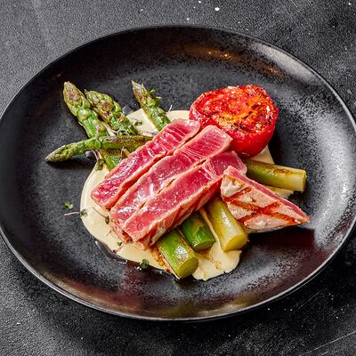 Филе розового тунца на гриле в Британника Север по цене 895 ₽