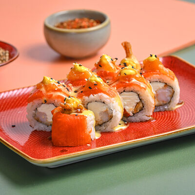 Ролл Лосось манго-чили в Зебры по цене 900 ₽