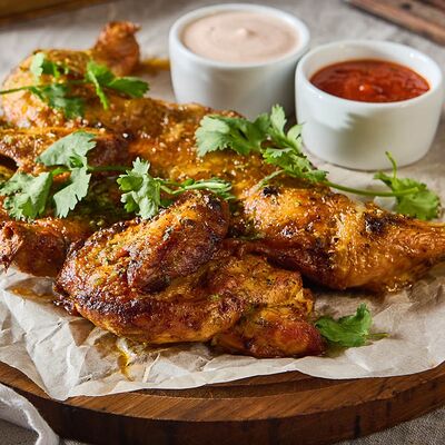 Цыпленок табакав Каретный дворик по цене 950 ₽