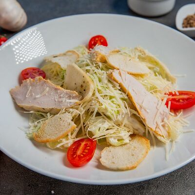 Салат Цезарь с курицей в Шашлык City по цене 590 ₽