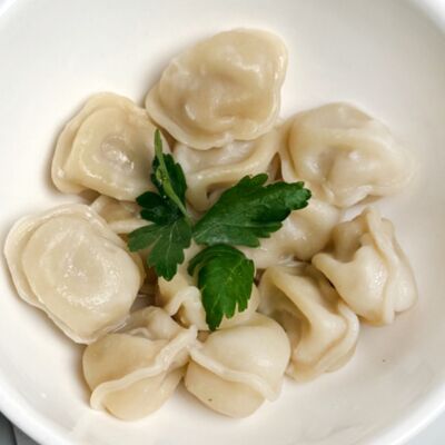 Пельмешки вареныев Паблик Бар по цене 300 ₽