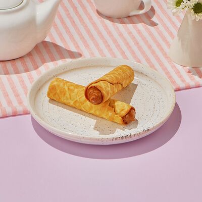 Трубочка со сгущенкой в Dostaевский по цене 205 ₽