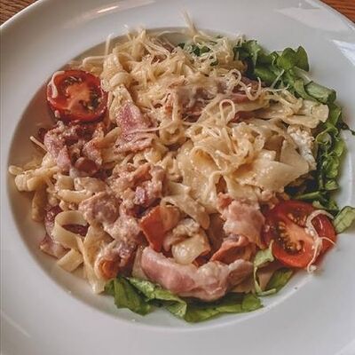 Паста Карбонара в Соль & Перец по цене 457 ₽