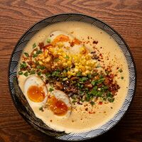 Сырный рамён с мясом в Тяньгоу