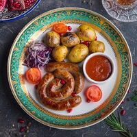 Купаты говяжьи с картошкой беби в Pakhlava Halal