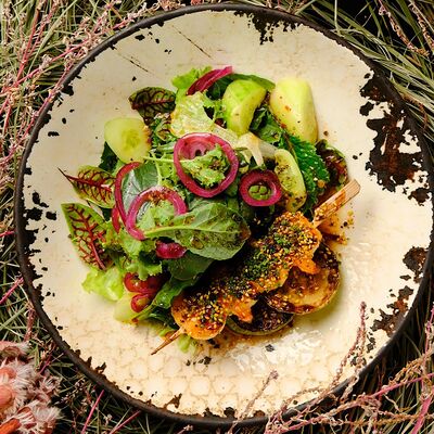 Салат с креветкой и кабачком на гриле в Zanzibar по цене 990 ₽