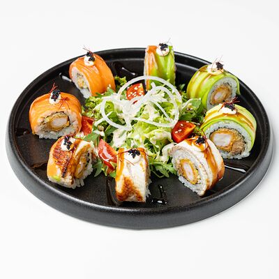Мураками с лососем, угрем и креветкой в Kuji Sushi по цене 1320 ₽
