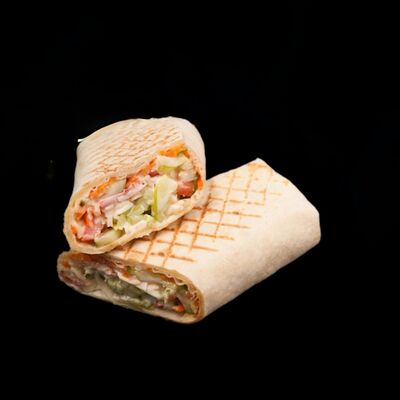 Шаурма Стандарт с картошкой в Вкусная шаурмаХАЛЯЛЬ по цене 430 ₽