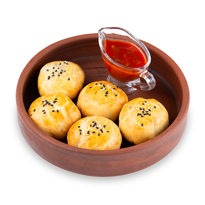 Мини-самса с бараниной и соусом сацебели в Старик Хинкалыч по цене 505 ₽