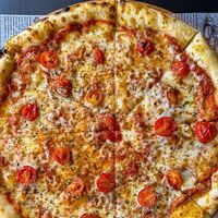 Пицца Маргарита в Troller Pizza