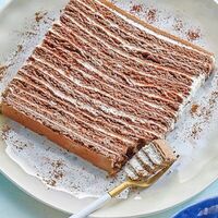 Медовик из черемуховой муки в Черетто море