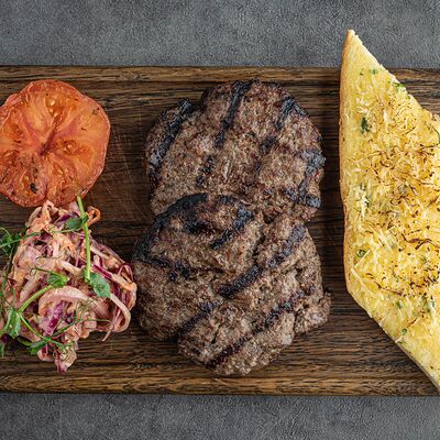 Двойной бифштекс на гриле в Мясоед по цене 950 ₽