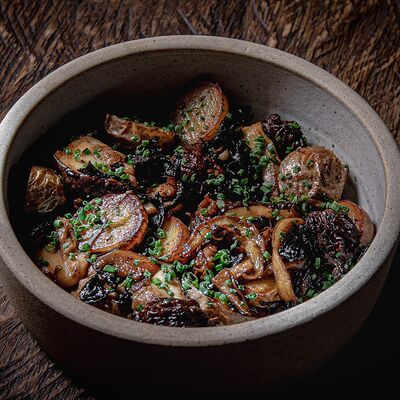 Картофель с грибами в MANUL по цене 1100 ₽