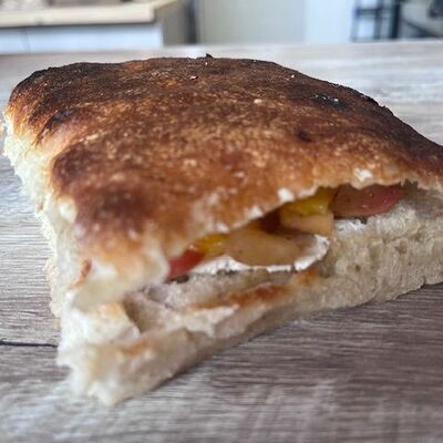 Панини Яблоко и апельсин в Сыр вашему дому по цене 263 ₽