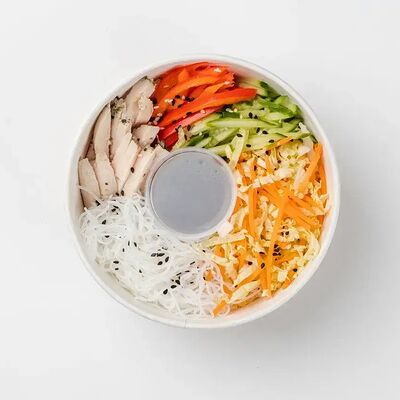 Боул с фунчозой и курицей в smart day по цене 505 ₽