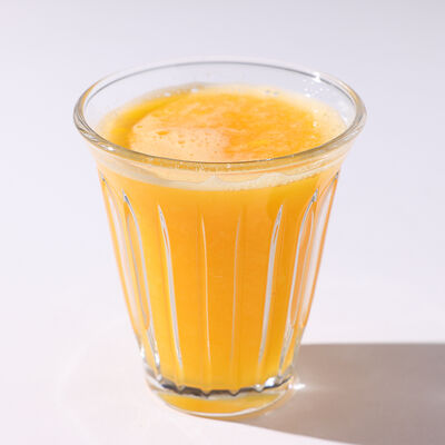 Апельсиновый фреш в АВЛИ бистро по цене 550 ₽