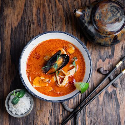 Том ям с морепродуктами в Ohasi по цене 862 ₽