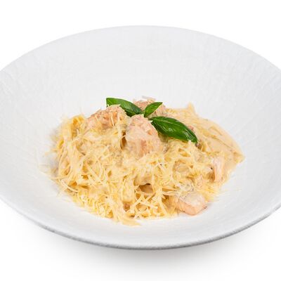 Тальятелле с лососем в Гриль Хаус по цене 1140 ₽