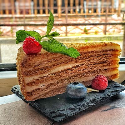 Медовичек в Rehab по цене 200 ₽