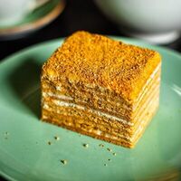 Карамельный медовик в Сладкий дом Pudra