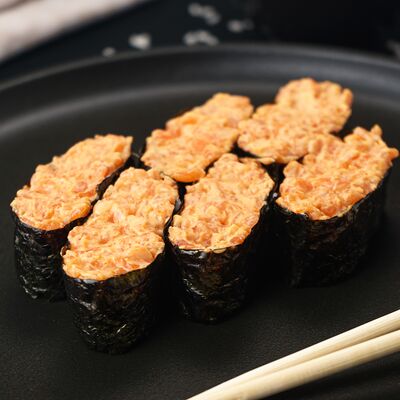 Гунканы с лососем в Хорошие руки - Роллы по цене 1025 ₽