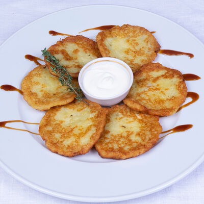 Драники со сметаной в Комедия по цене 15 р.