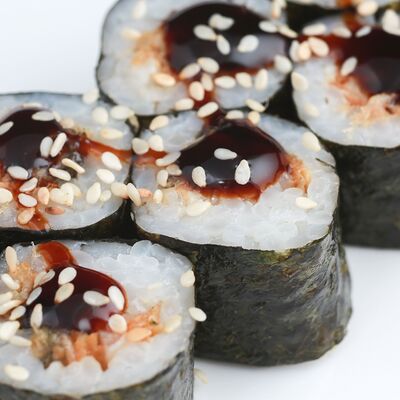 Ролл с угрём в IONOTO по цене 340 ₽