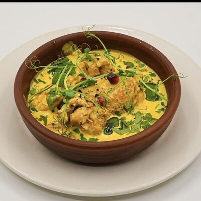 Курица Чкмерули в Лали Хинкали по цене 2770 ₸