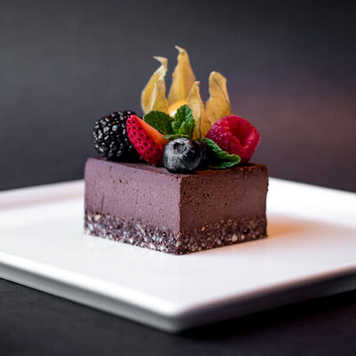 Черный квадрат в Ботаника по цене 620 ₽