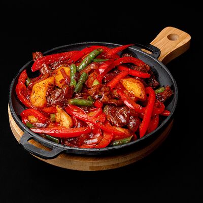 Пикантная говядина на сковороде в Ролл Маркет по цене 589