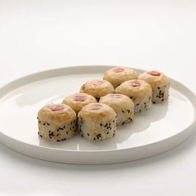 Теплый ролл с нежной курочкой в Маяк дзиро по цене 979 ₽