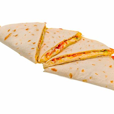 Кесадилья классическая сырная в Суши Мастер по цене 589 ₽