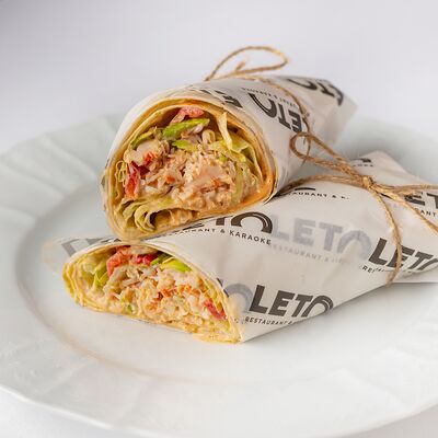 Шаурма с камчатским крабом, авокадо, томатами и соусом айоли в Leto по цене 1520 ₽