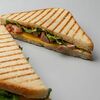 Сэндвич с курицей и сыром в Food hunter по цене 288