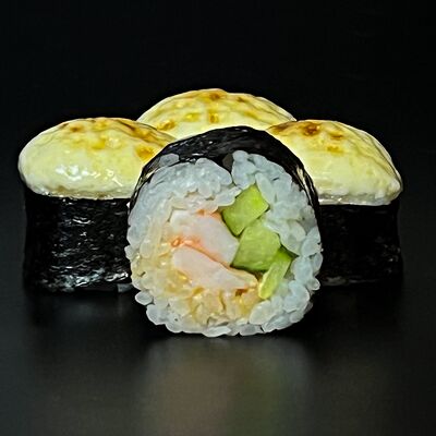 Запеченный эби спайси в Yummy Sushi по цене 560 ₽