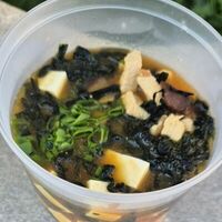 Мисо-суп с курицей и грибами шиитаке в ШефПицца