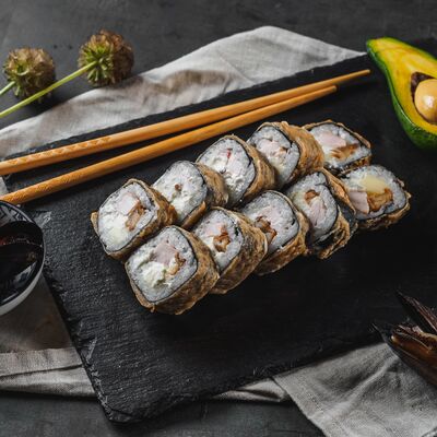 Горячий ролл Темпура сан в Maki Family по цене 299