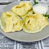  Манты с картофелем и курицей с белым соусом в БлинОК! по цене 309